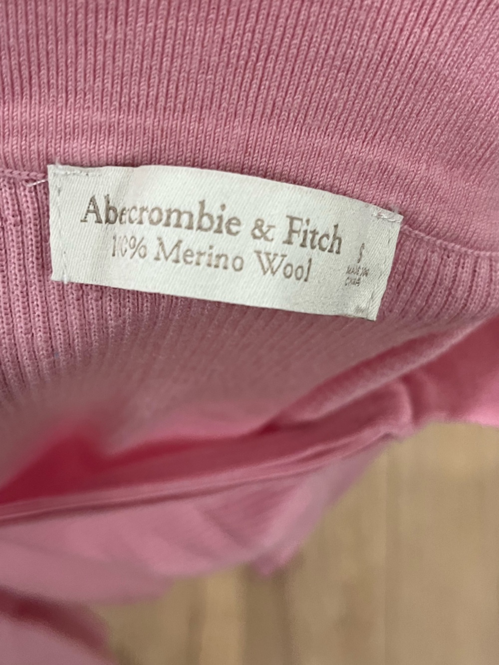 Merino Wool Half-Zip Polo - Picture 4 of 5